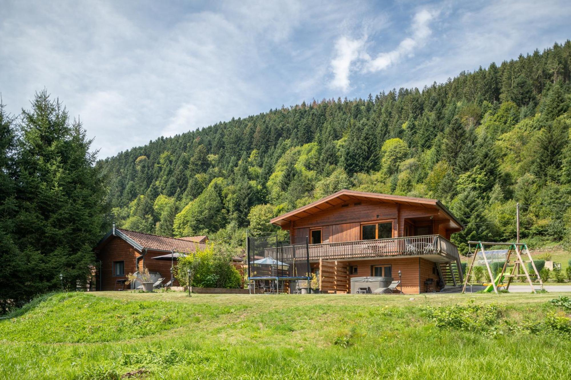 Chalets Du Bouchot & Jacuzzi Privatif Proximite Gerardmer & La Bresse Rochesson Exterior photo
